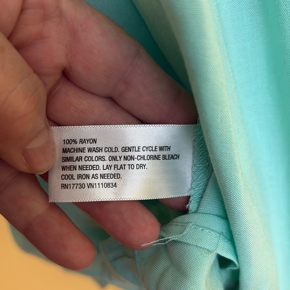 Xhilaration || NWT Strapless Mint & Blue ‘Challis’ Color Block Smocked M - Picture 11 of 13